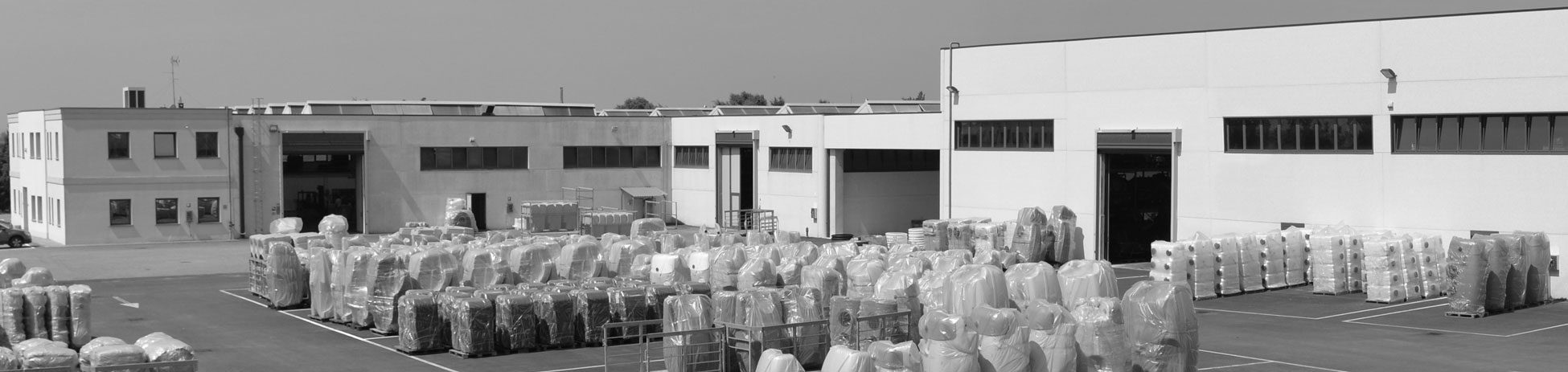 Vista esterna dello stabilimento Vetroresina Padana