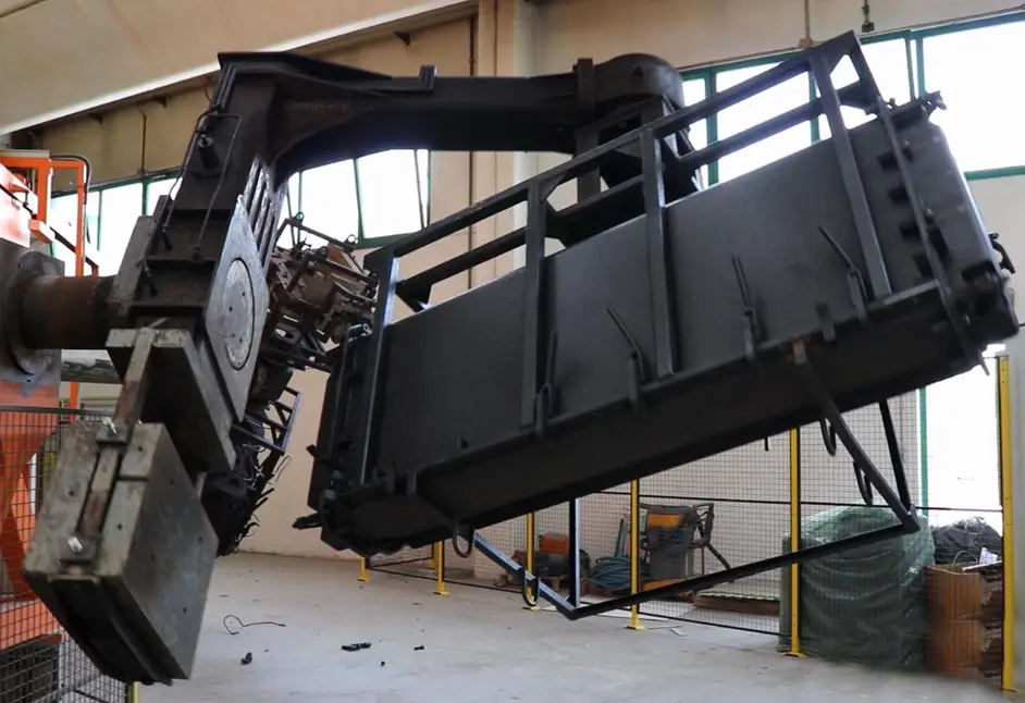 Stampaggio rotazionale Vetroresina Padana